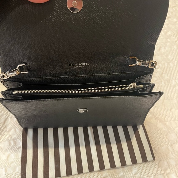 Henri bendel New York - Picture 2 of 3